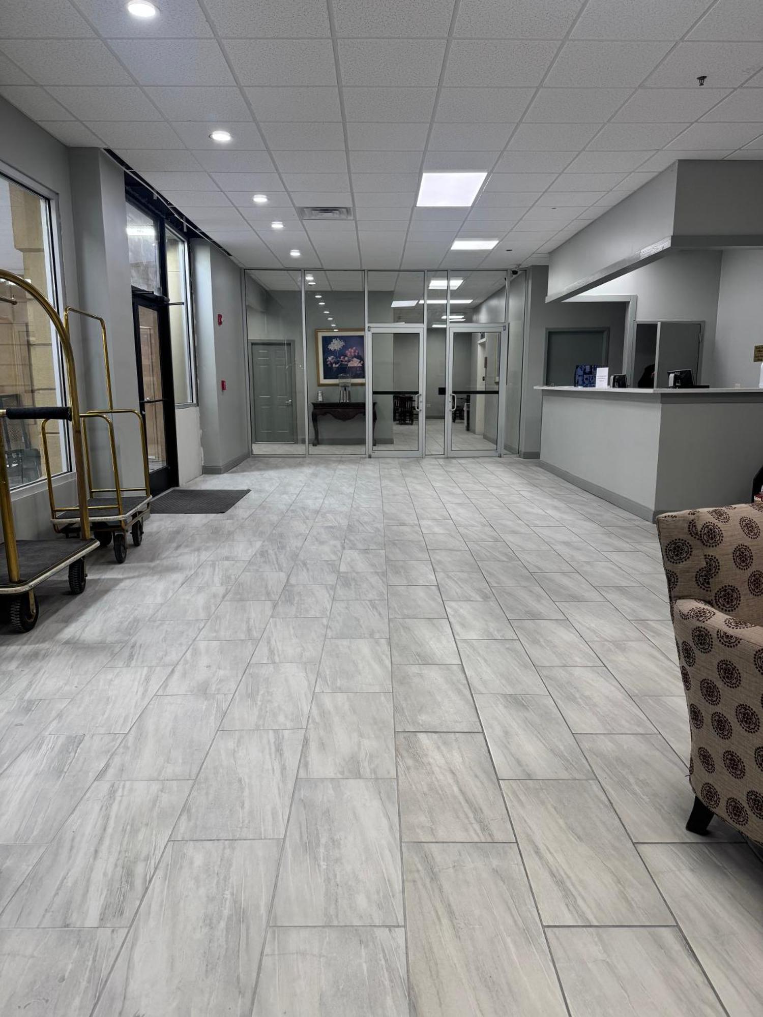 Barclay Downtown Hotel