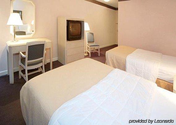 Hotel Barclay Downtown 3*