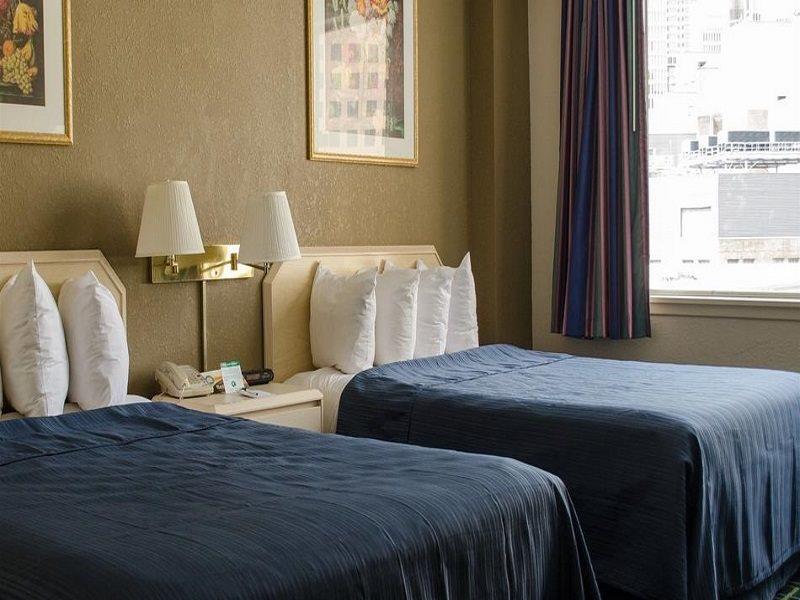 Hotel Barclay Downtown 3*